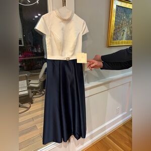 Elegant Two-Tone Mother of Bride/Groom Dress